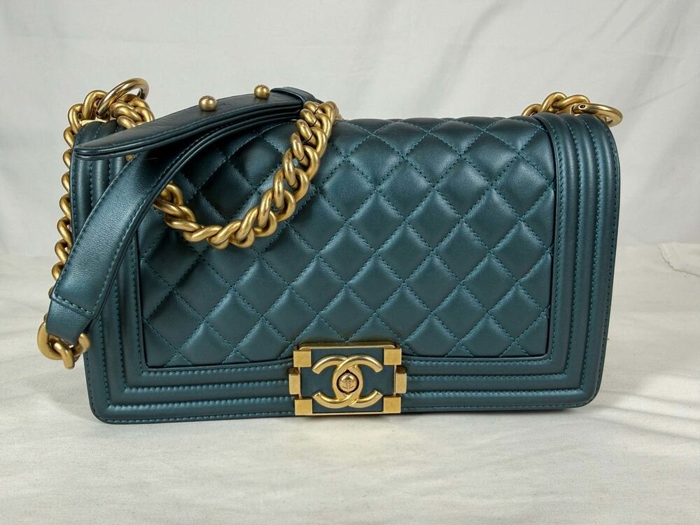 Chanel Medium Quilted Calfskin Boy Bag Blue SPB-JB 368317